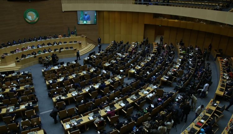 الاتحاد الإفريقي: لا نعترف إلاّ بمجلس السيادة والحكومة الانتقالية المدنية الحديثة