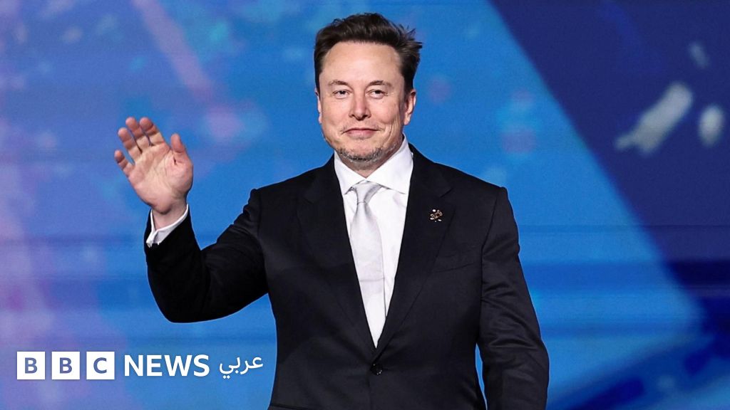 ماسك يعلّق على إشادة روبوت المحادثة "غروك" بـ"هتلر"