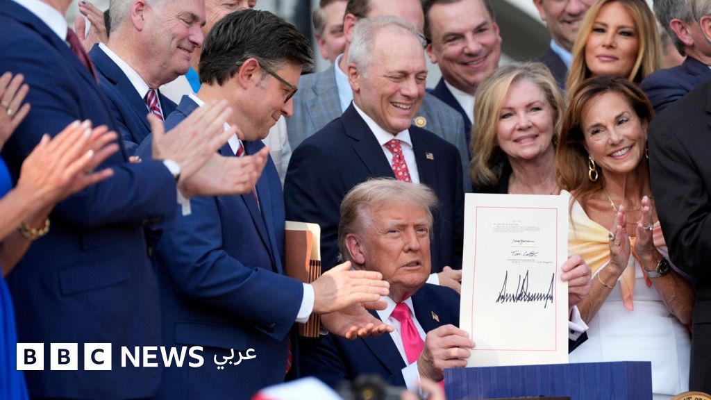 ترامب يوقع مشروع الميزانية الضخم في العيد الوطني ليصبح قانوناً نافذاً