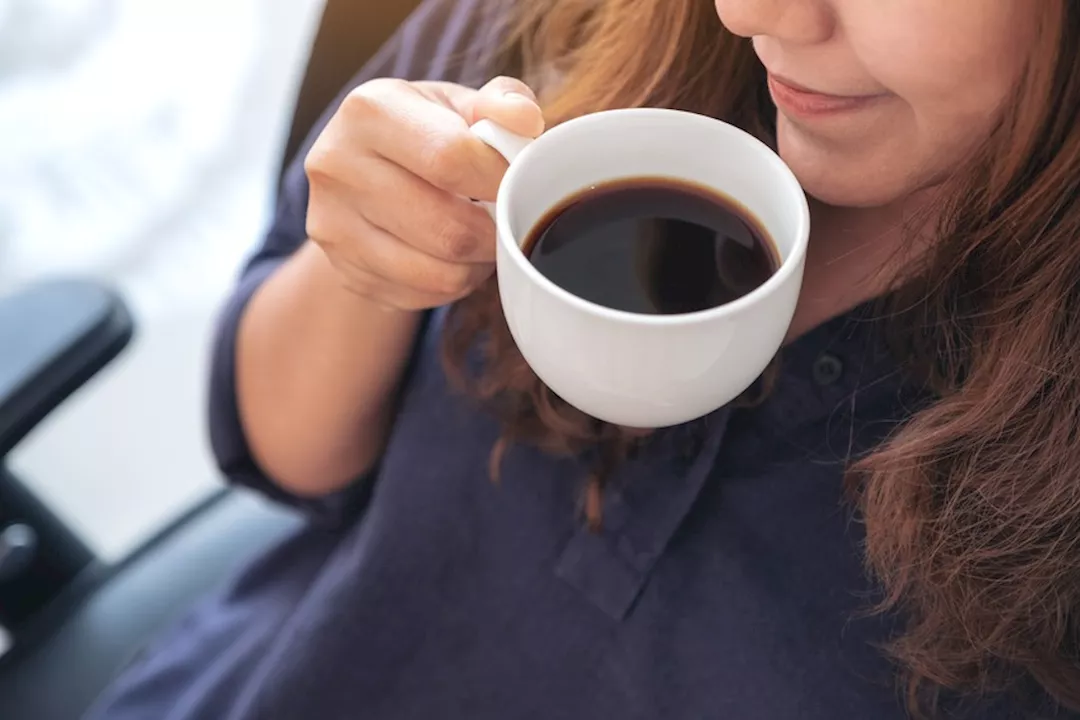 هل شرب القهوة على الريق مفيد أم مضر؟