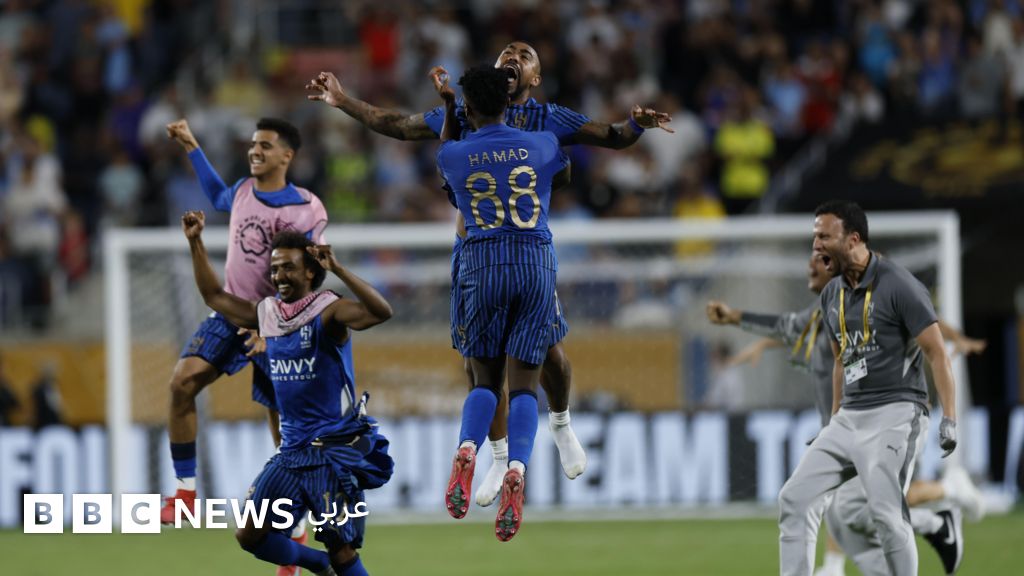 الهلال السعودي يبلغ الدور ربع النهائي لكأس العالم للأندية بعد فوزٍ تاريخي على مانشستر سيتي الإنجليزي