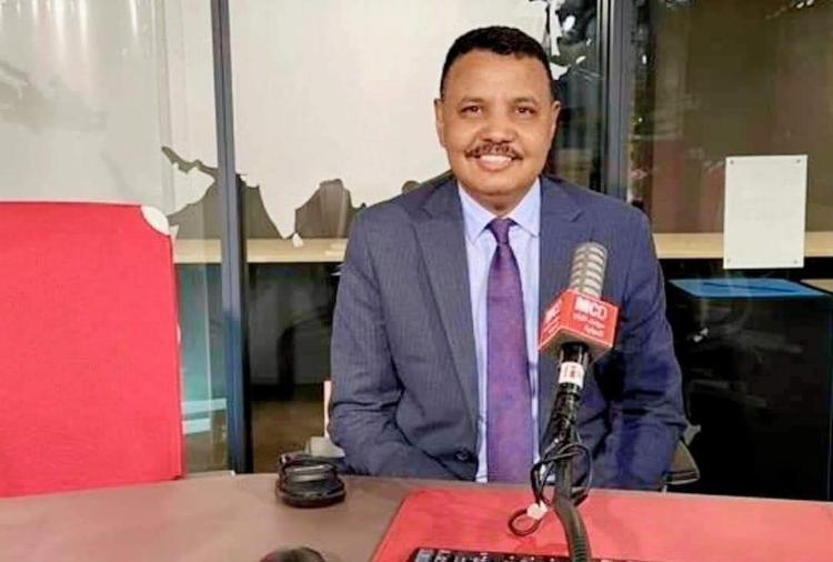 مستشار حميتي السابق يعلق على قيام سلطتين في السودان