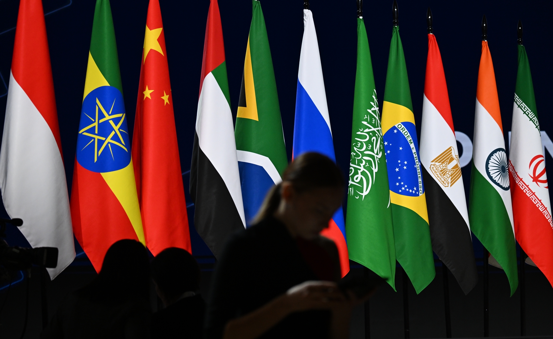 وزير المالية الروسي لـRT: العملات الوطنية تحرر دول "بريكس" من الضغوط الغربية