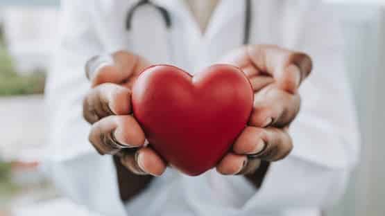 5 أعراض خفية تدل على مشاكل خطيرة في القلب