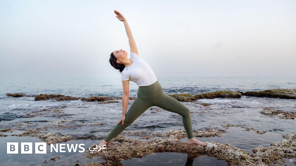 عندما يصبح التنفس العميق مقاومة: كيف تعيد اليوغا لنساء عربيات حريتهن وأجسادهن؟