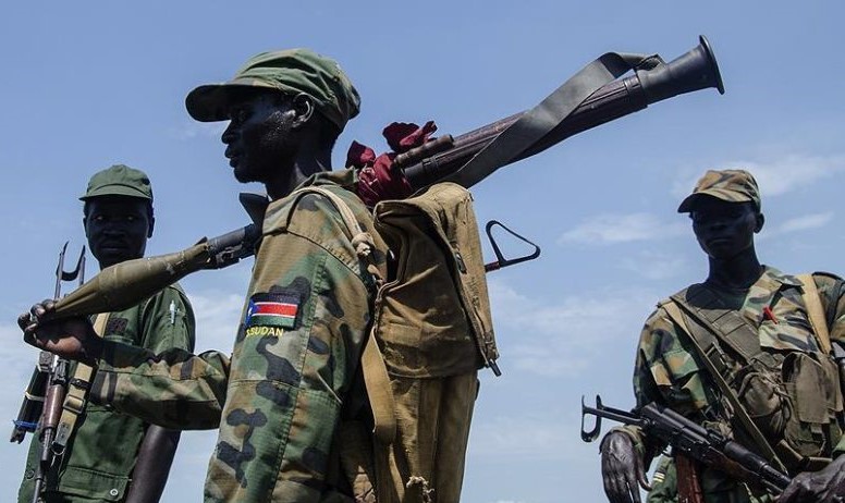 اشتباكات حدودية بين «جنوب السودان» و «أوغندا» تخلف قتلى وجرحى ونزوح آلاف المدنيين