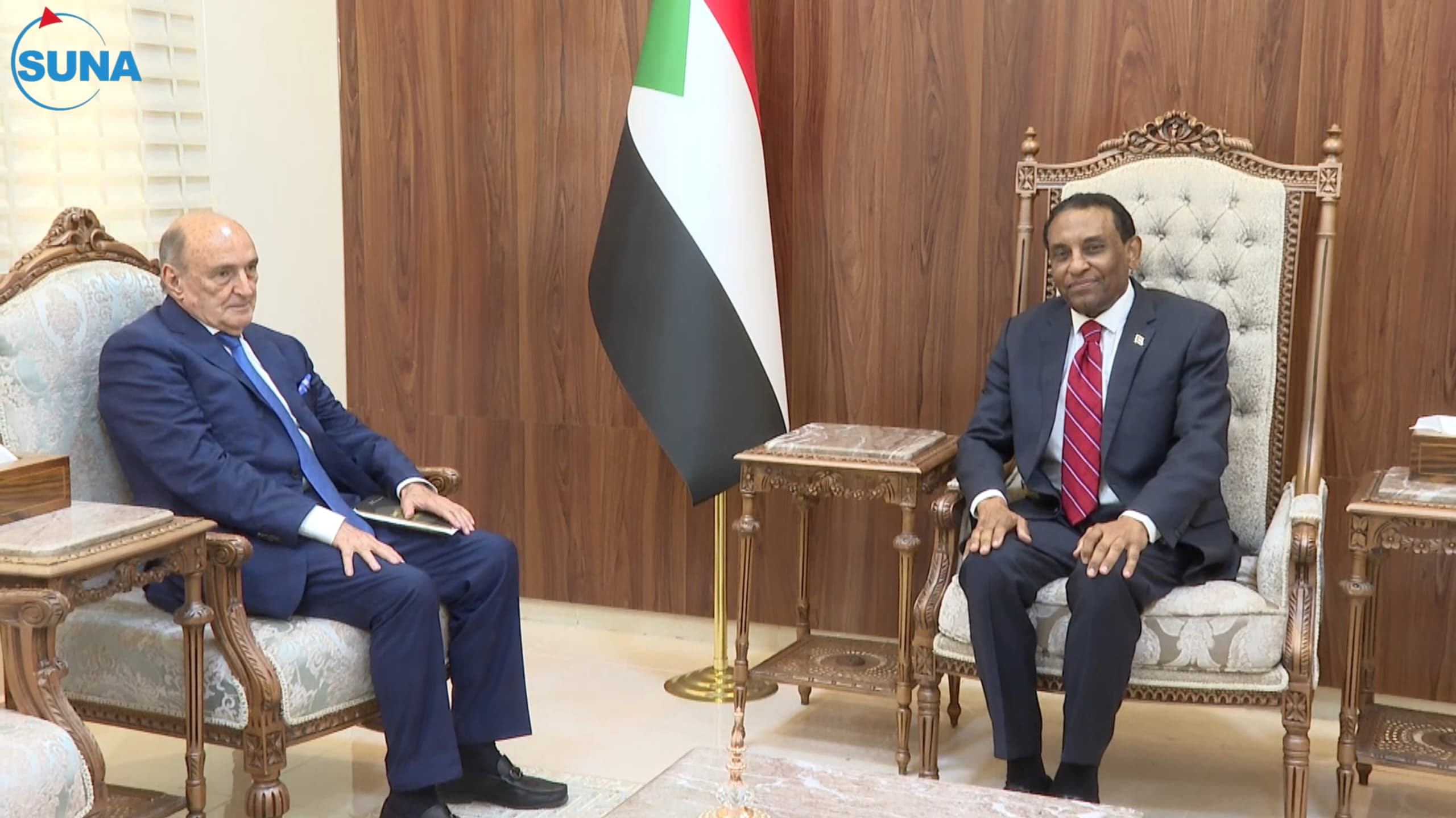 السودان: كامل إدريس يدعو لرفع تعليق عضوية السودان بالاتحاد الإفريقي