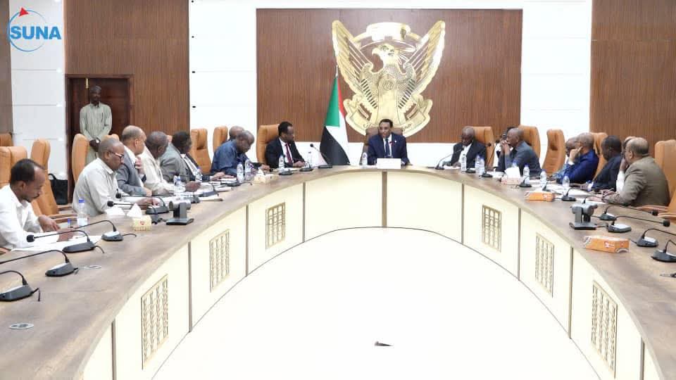 رئيس الوزراء: أكبر المشاكل التي تعاني منها البلاد هي التحديات الخارجية
