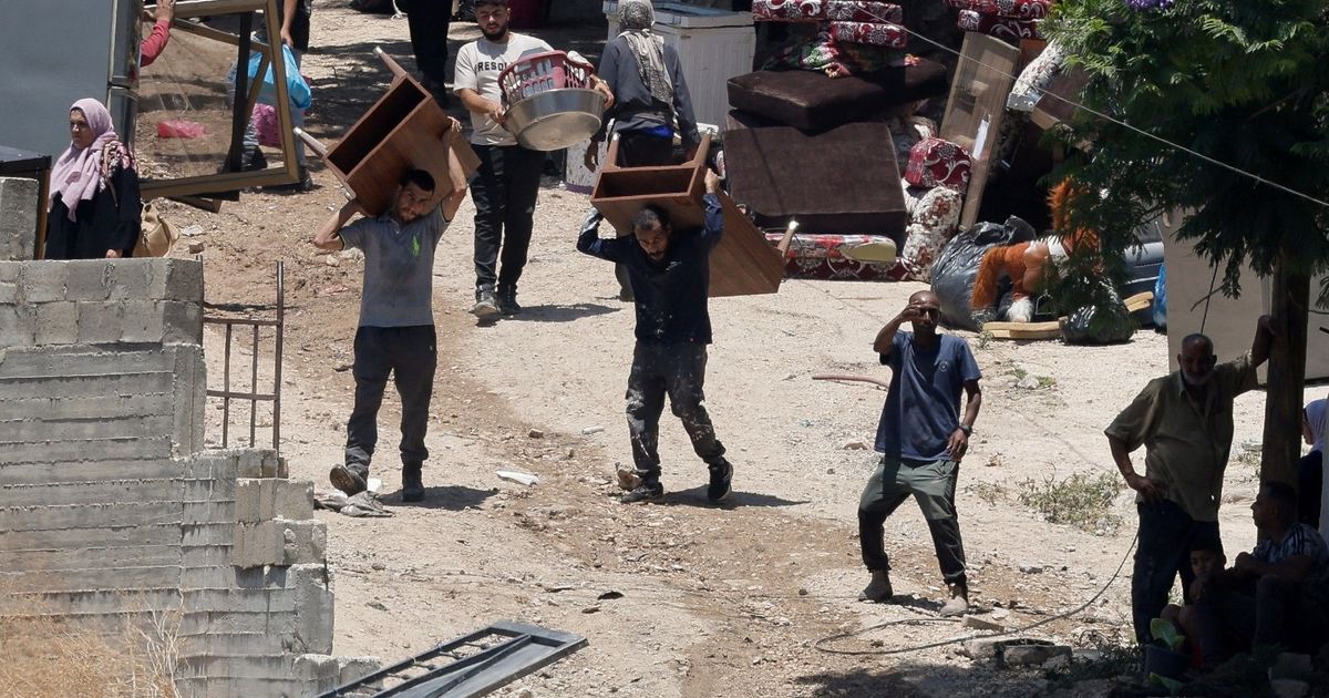 إسرائيل توسع هدم المنازل بالضفة الغربية وتجبر الفلسطينيين على النزوح