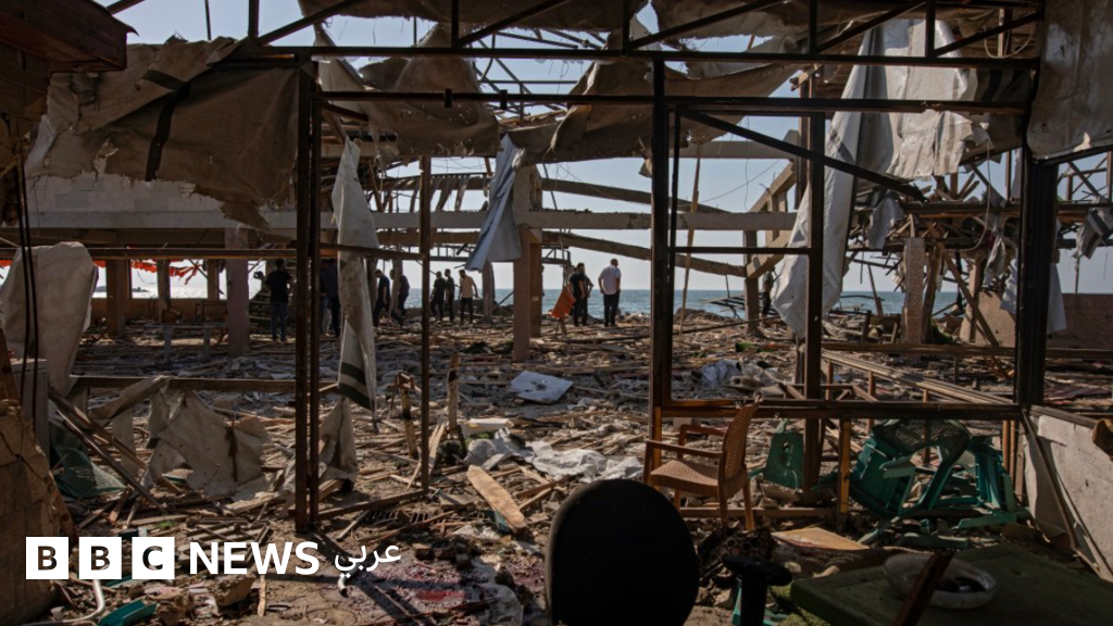 كيف تحول مقهى على شاطئ غزة لمقبرة جماعية لكل من فيه؟