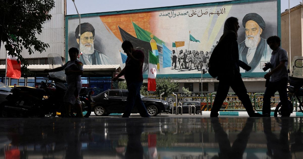 فرنسا وبريطانيا وألمانيا تحذر إيران من إعادة فرض عقوبات الأمم المتحدة