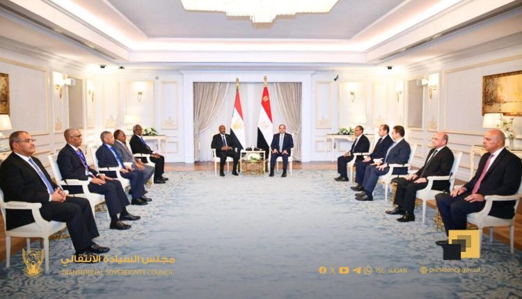 البرهان يتلقى وعدًا من السيسي