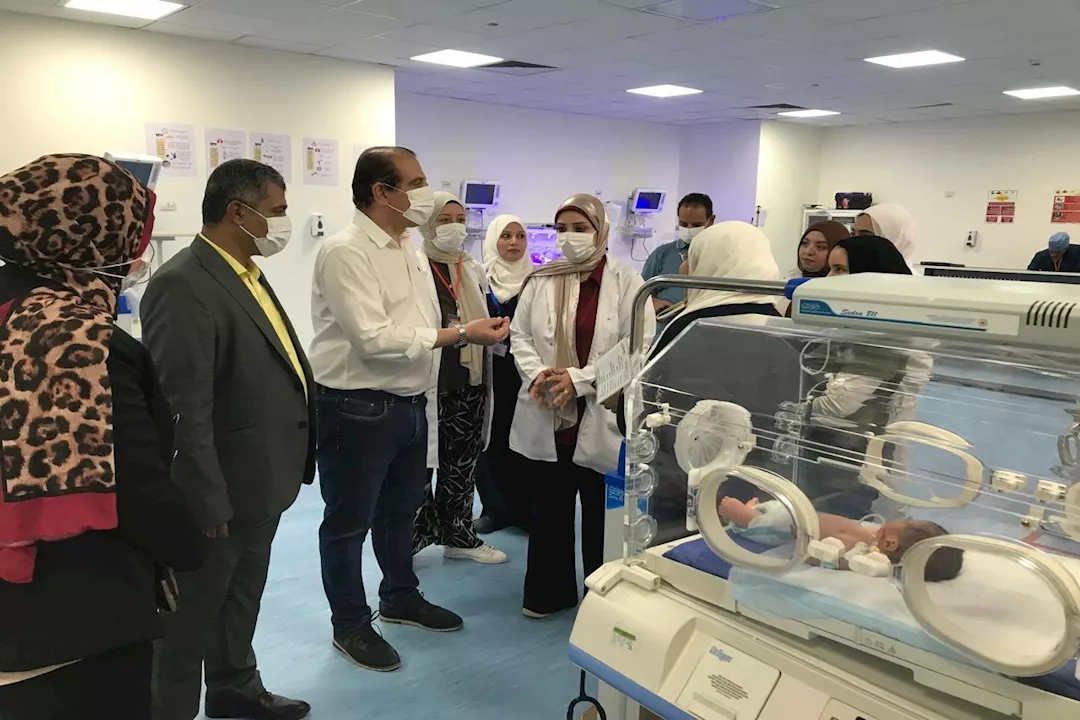 مهلة 45 يومًا لمعالجة السلبيات.. ماذا وجد نائب وزير الصحة في مستشفيات