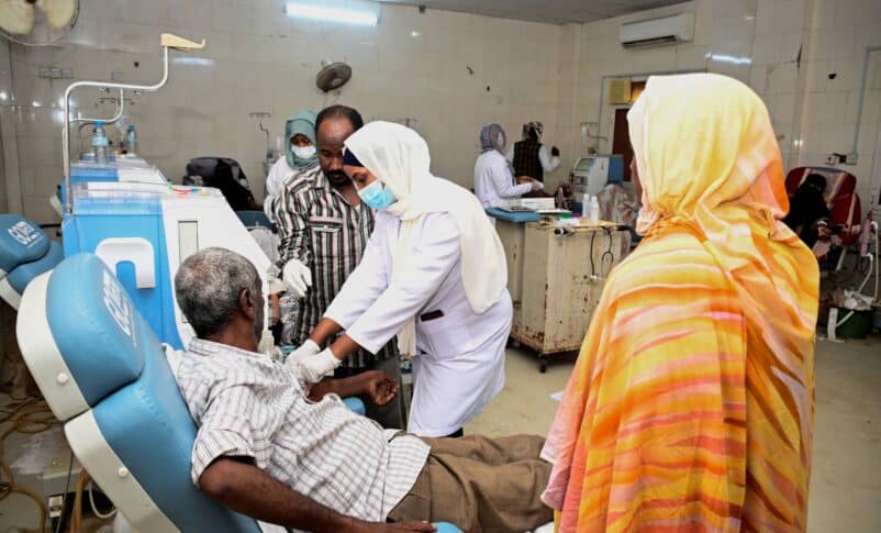 مراكز لتبريد ضربات الشمس في «بورتسودان» مع زيادة الإصابات والوفيات