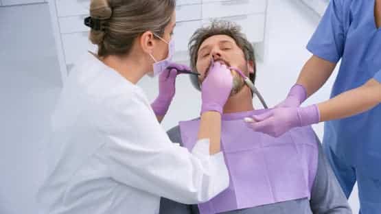 اكتشاف مركب طبيعي يحارب تسوس الأسنان