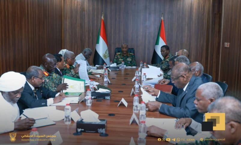 «الأمن والدفاع» يناقش إجراءات الإمارات وتدابير حكومة السودان
