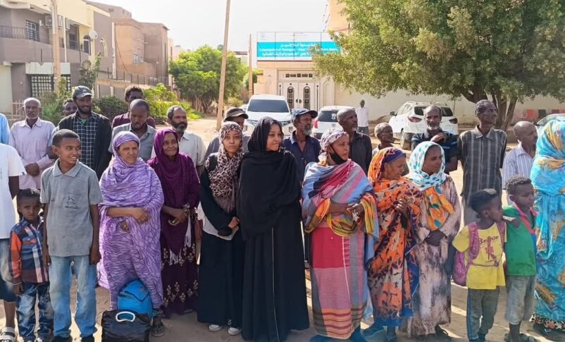 السودان: من الحلة الجديدة إلى الحدود.. قصص الأجانب المرحلين