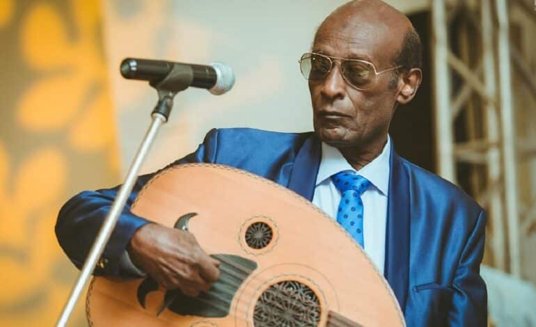 دموع سودانية في قلب القاهرة.. موعد عزاء الراحل محمد الأمين