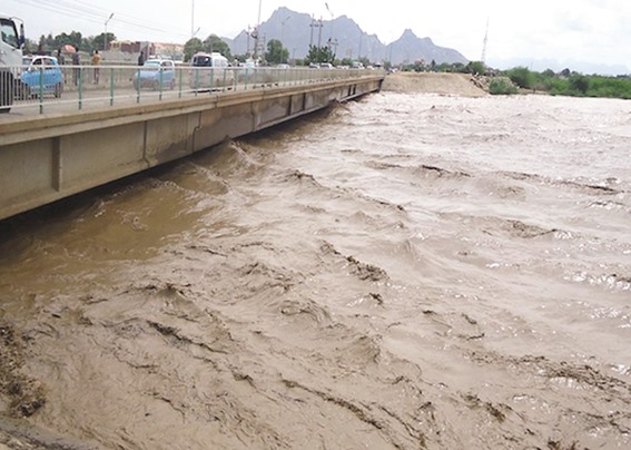 القاش يحاصر قرى بكسلا وتحذير من خطر فيضان النيل بالشمالية